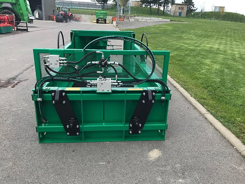 Spread-a-Bale Ballenauflöser MIDI ST 100 - Измельчитель соломы: фото 3 Spread-a-Bale Ballenauflöser MIDI ST 100 - Измельчитель соломы: фото 3