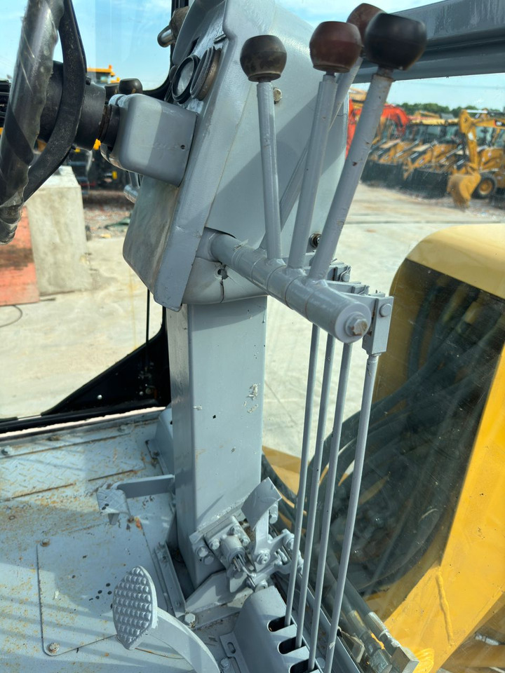 Грейдер Caterpillar CAT 140H 140K Grader Secondhand High Quality Used Motor Grader for Sale: фото 12
