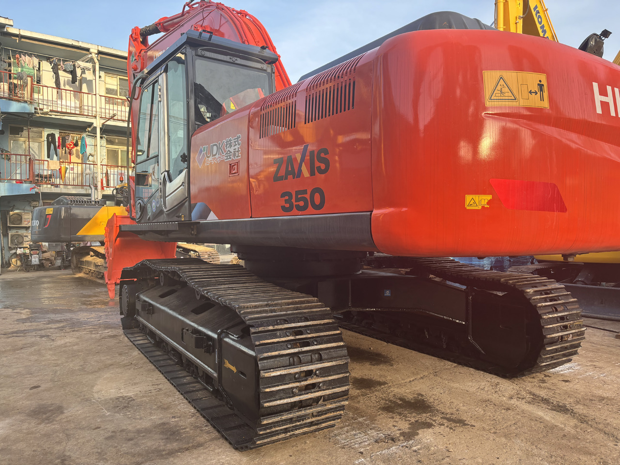 Hitachi Zx350 Used Excavator 35 Ton High Quality Secondhand Excavators Komatsu PC350 Doosan DX300 DX420 Caterpillar 336D2 Sany SY 365 Crawler Excavators for Sale - Гусеничный экскаватор: фото 5 Hitachi Zx350 Used Excavator 35 Ton High Quality Secondhand Excavators Komatsu PC350 Doosan DX300 DX420 Caterpillar 336D2 Sany SY 365 Crawler Excavators for Sale - Гусеничный экскаватор: фото 5