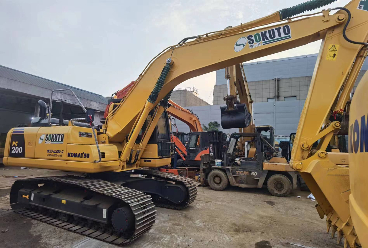 Komatsu PC200 PC210 PC220 Used Excavator Crawler Hydraulic High Quality Secondhand Excavator for Sale - Гусеничный экскаватор: фото 3 Komatsu PC200 PC210 PC220 Used Excavator Crawler Hydraulic High Quality Secondhand Excavator for Sale - Гусеничный экскаватор: фото 3
