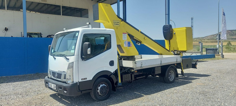 Nissan CABSTAR NT400 MOVEX TLR18 - Грузовик, Автоманипулятор: фото 3 Nissan CABSTAR NT400 MOVEX TLR18 - Грузовик, Автоманипулятор: фото 3