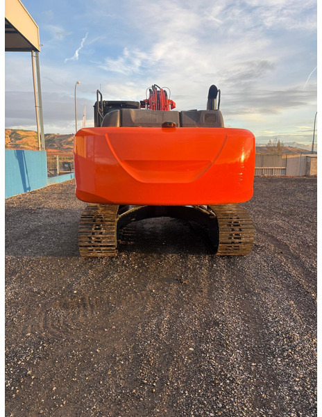 Hitachi ZX250LCN-6 - Гусеничный экскаватор: фото 5 Hitachi ZX250LCN-6 - Гусеничный экскаватор: фото 5