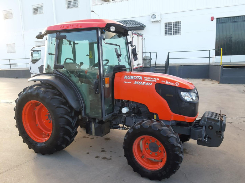 Kubota M8540 - Трактор: фото 4 Kubota M8540 - Трактор: фото 4