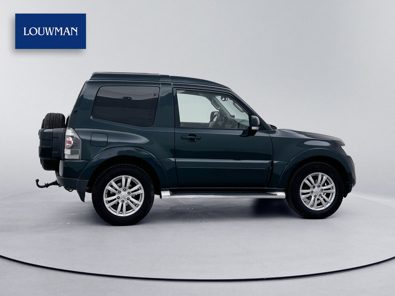 Mitsubishi Pajero 3.2 DI-D Instyle High Roof Van Grijs kenteken Automaat Climate control Trekhaak 3000KG - Коммерческий автомобиль: фото 3 Mitsubishi Pajero 3.2 DI-D Instyle High Roof Van Grijs kenteken Automaat Climate control Trekhaak 3000KG - Коммерческий автомобиль: фото 3