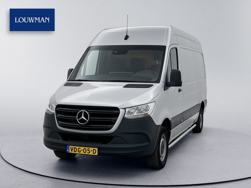 Mercedes-Benz Sprinter 316 2.2 CDI L2H2 Automaat 164pk Navigatie Geveerde stoel NAP Camera Betimmering Cruise control Euro 6 - Цельнометаллический фургон: фото 2 Mercedes-Benz Sprinter 316 2.2 CDI L2H2 Automaat 164pk Navigatie Geveerde stoel NAP Camera Betimmering Cruise control Euro 6 - Цельнометаллический фургон: фото 2
