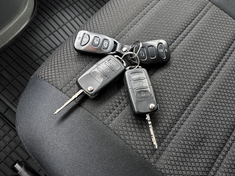 Цельнометаллический фургон Volkswagen Crafter 35 2.0 TDI L1H1 2x schuifdeur Inrichting Lucht geveerde stoel Cruise control Airco: фото 11