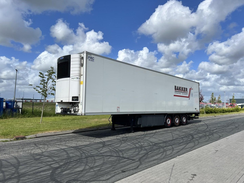 Kögel 3 - assige koeloplegger Carrier vector 1550 - Полуприцеп-рефрижератор: фото 1 Kögel 3 - assige koeloplegger Carrier vector 1550 - Полуприцеп-рефрижератор: фото 1