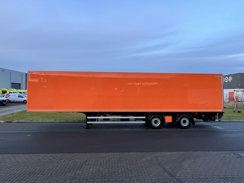 Krone 2- Assige Koeltrailer Carrier / laadklep / stuuras tridec - Полуприцеп-рефрижератор: фото 2 Krone 2- Assige Koeltrailer Carrier / laadklep / stuuras tridec - Полуприцеп-рефрижератор: фото 2