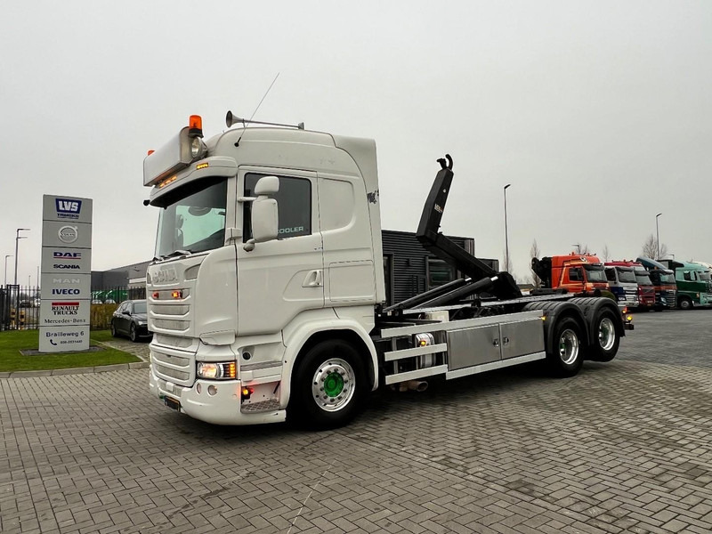 Scania R450 6x2 Containersysteem VDL 21.000kg / Haakarmsysteem - Крюковой мультилифт: фото 1 Scania R450 6x2 Containersysteem VDL 21.000kg / Haakarmsysteem - Крюковой мультилифт: фото 1