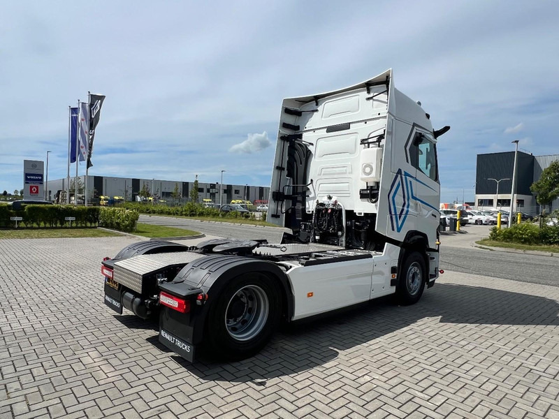 Renault T480 T-HIGH 4x2 Trekker Standclima / 2x Tank / New - Тягач: фото 5 Renault T480 T-HIGH 4x2 Trekker Standclima / 2x Tank / New - Тягач: фото 5