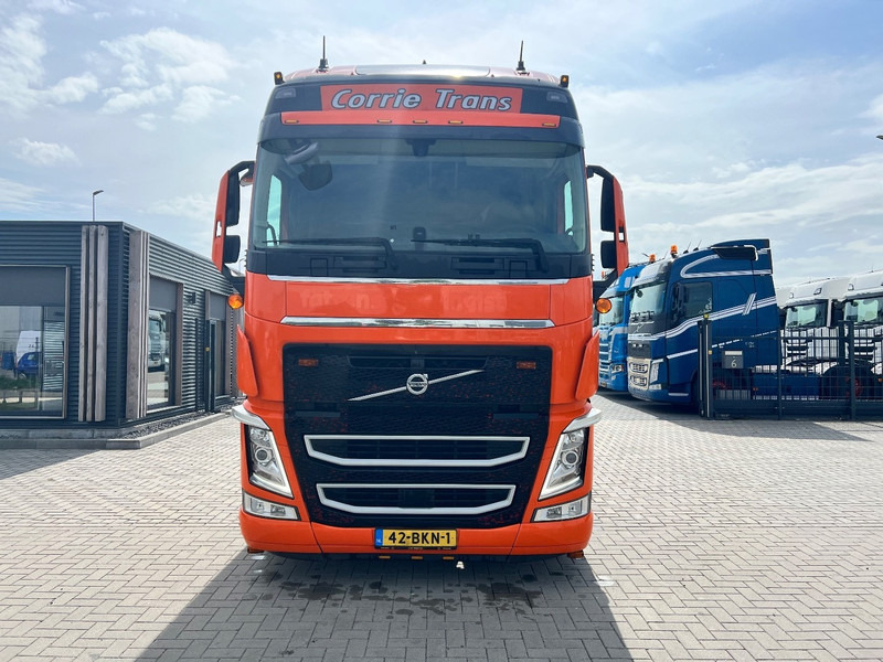 Volvo FH 500 4x2 trekker 2x Tank / Globetrotter XL / Standclima - Тягач: фото 2 Volvo FH 500 4x2 trekker 2x Tank / Globetrotter XL / Standclima - Тягач: фото 2