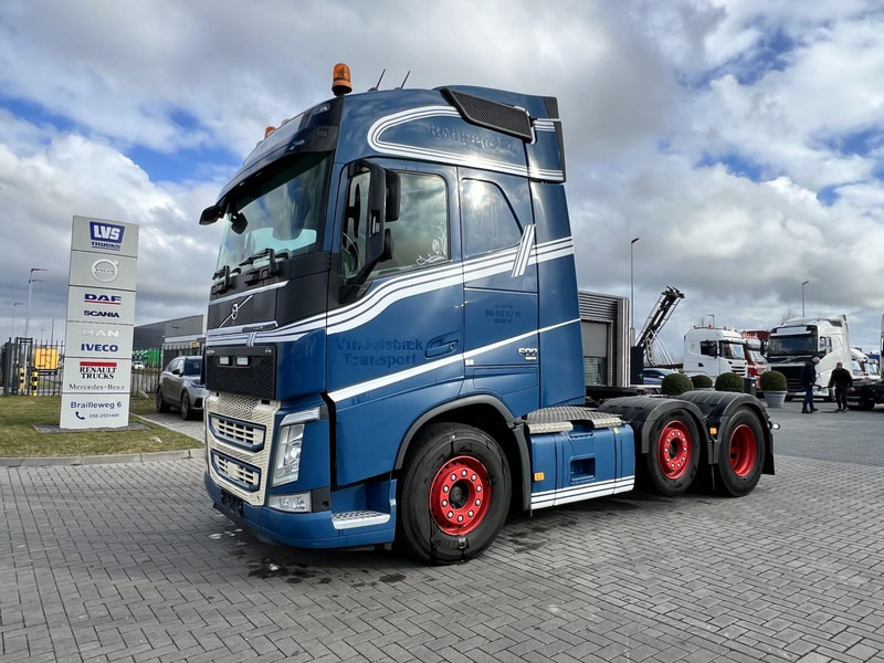 Volvo FH 500 6x2 vla trekker Pusher / lift / 693535Km - Тягач: фото 1 Volvo FH 500 6x2 vla trekker Pusher / lift / 693535Km - Тягач: фото 1