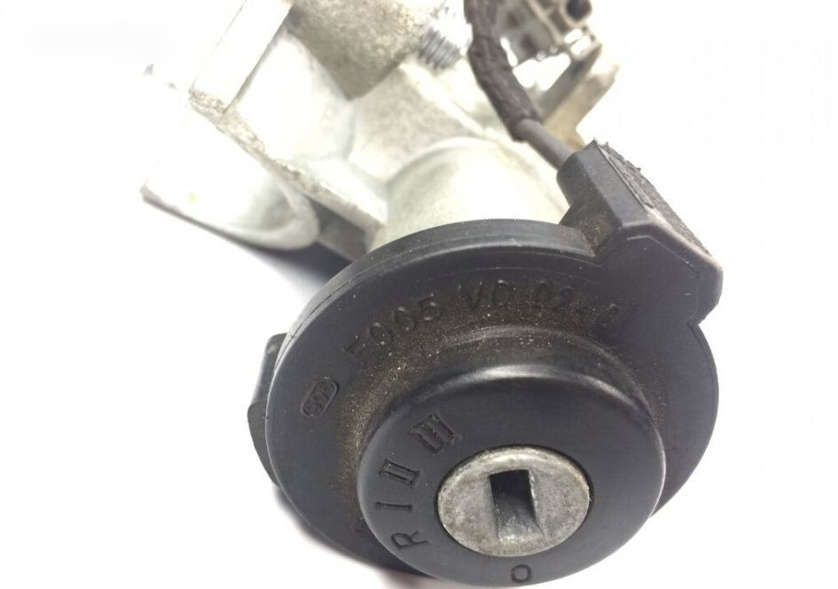Butuc contact Switch Volvo FH12 truck - Электрическая система для Грузовиков: фото 3 Butuc contact Switch Volvo FH12 truck - Электрическая система для Грузовиков: фото 3