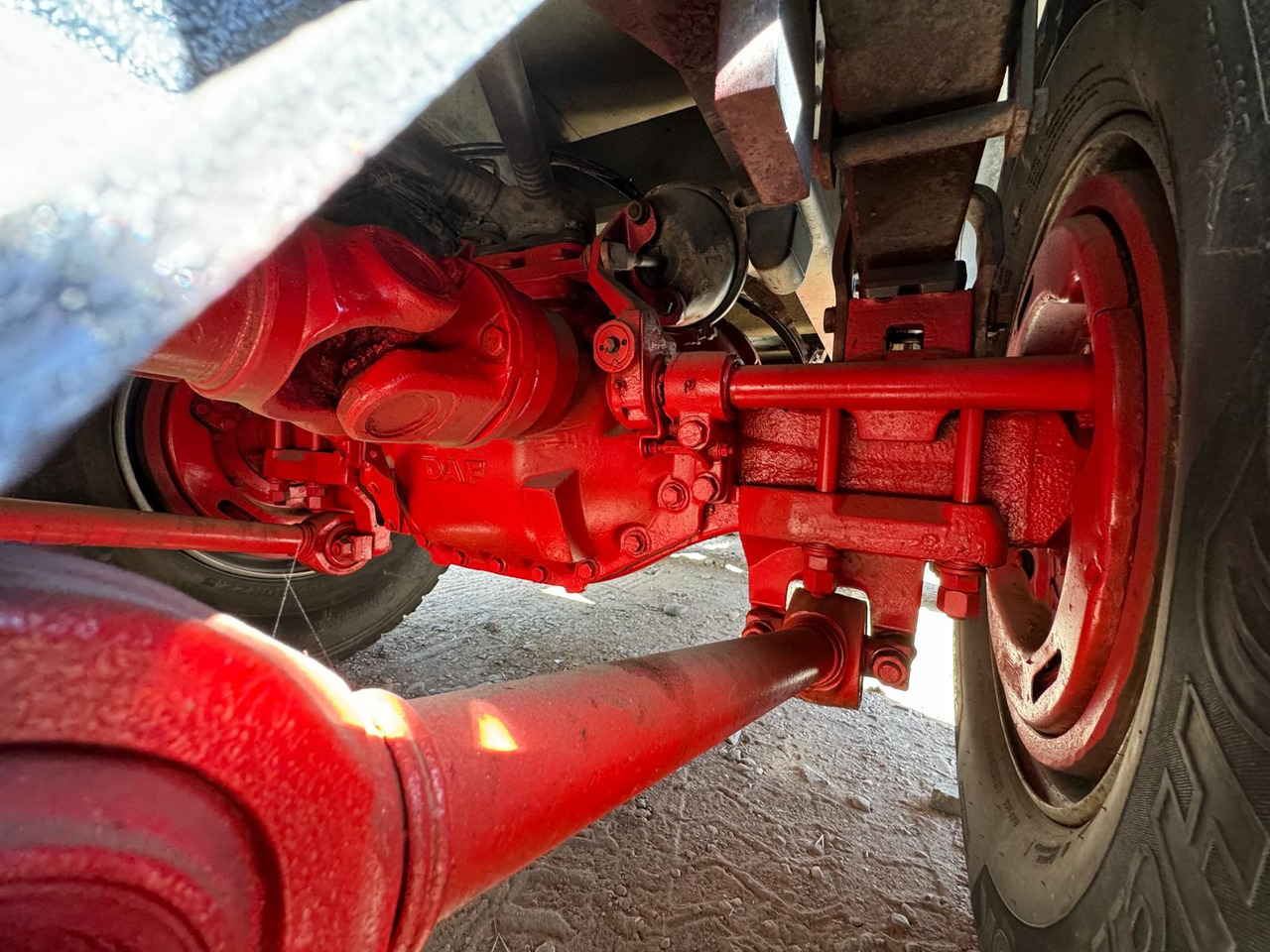 Грузовик DAF 8x4 CF 85.430S XF85 : Clima AC : Euro 3 : REZVIZUIT COMPLET: фото 6 Грузовик DAF 8x4 CF 85.430S XF85 : Clima AC : Euro 3 : REZVIZUIT COMPLET: фото 6