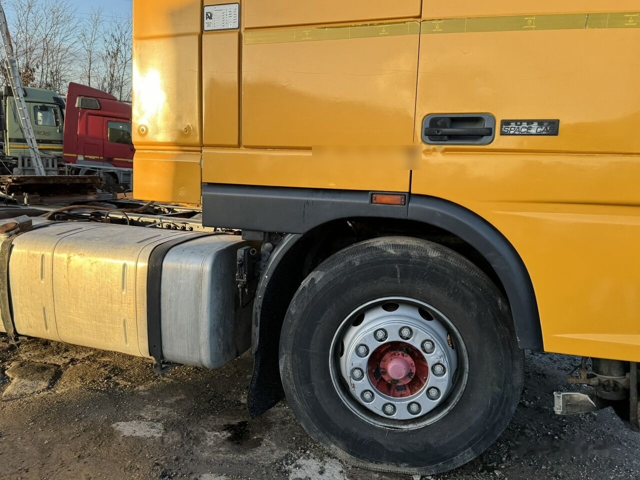 DAF XF95 430 ATI RETARDER EXPORT - Тягач: фото 3 DAF XF95 430 ATI RETARDER EXPORT - Тягач: фото 3