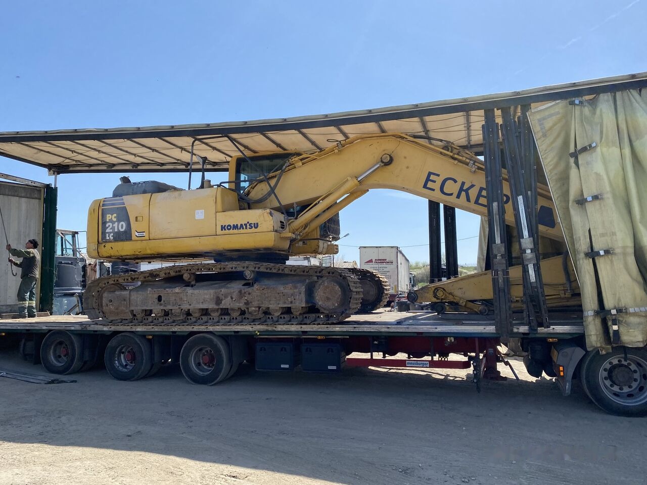 Din dezmembrari pentru KOMATSU PC210 -6 -8 -10 , second hand  Komatsu - Запчасти для Экскаваторов: фото 1 Din dezmembrari pentru KOMATSU PC210 -6 -8 -10 , second hand  Komatsu - Запчасти для Экскаваторов: фото 1