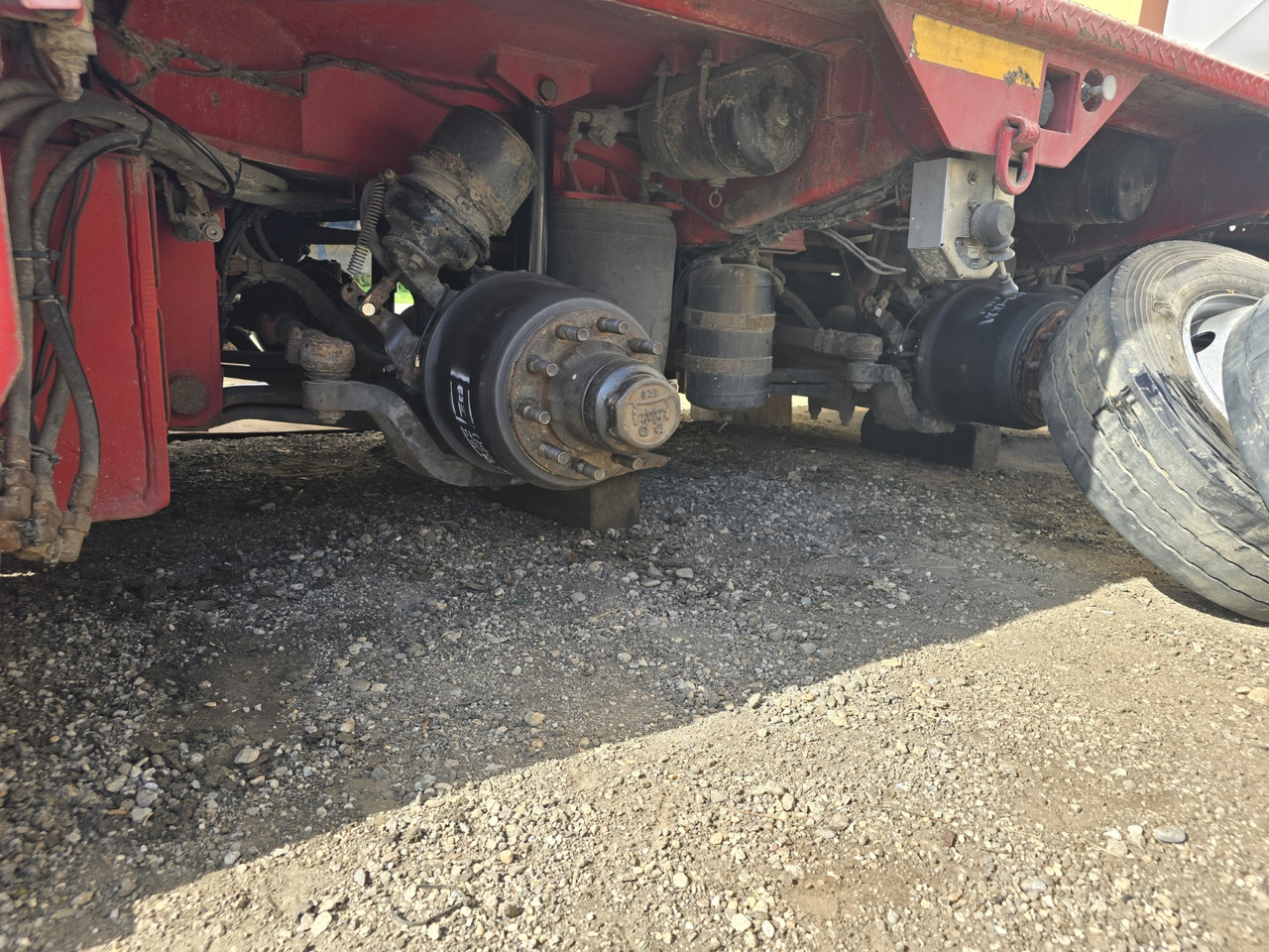 Низкорамный полуприцеп GOLDHOFER STZ-VL 3-40/80: фото 9 Низкорамный полуприцеп GOLDHOFER STZ-VL 3-40/80: фото 9