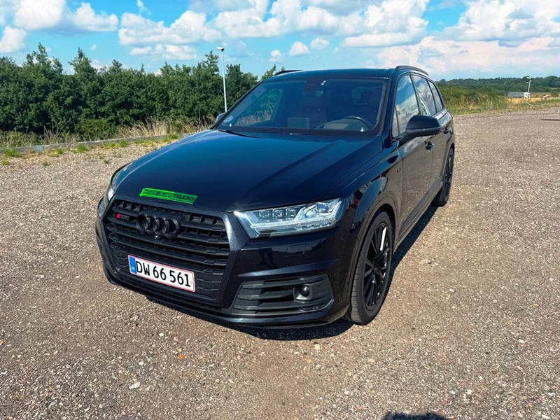 Audi SQ7 Black Edition. panoramo sun roof. . oil heater. head up display. 21" alu weels. night vision. B&O sound system. - Внедорожник: фото 3 Audi SQ7 Black Edition. panoramo sun roof. . oil heater. head up display. 21" alu weels. night vision. B&O sound system. - Внедорожник: фото 3