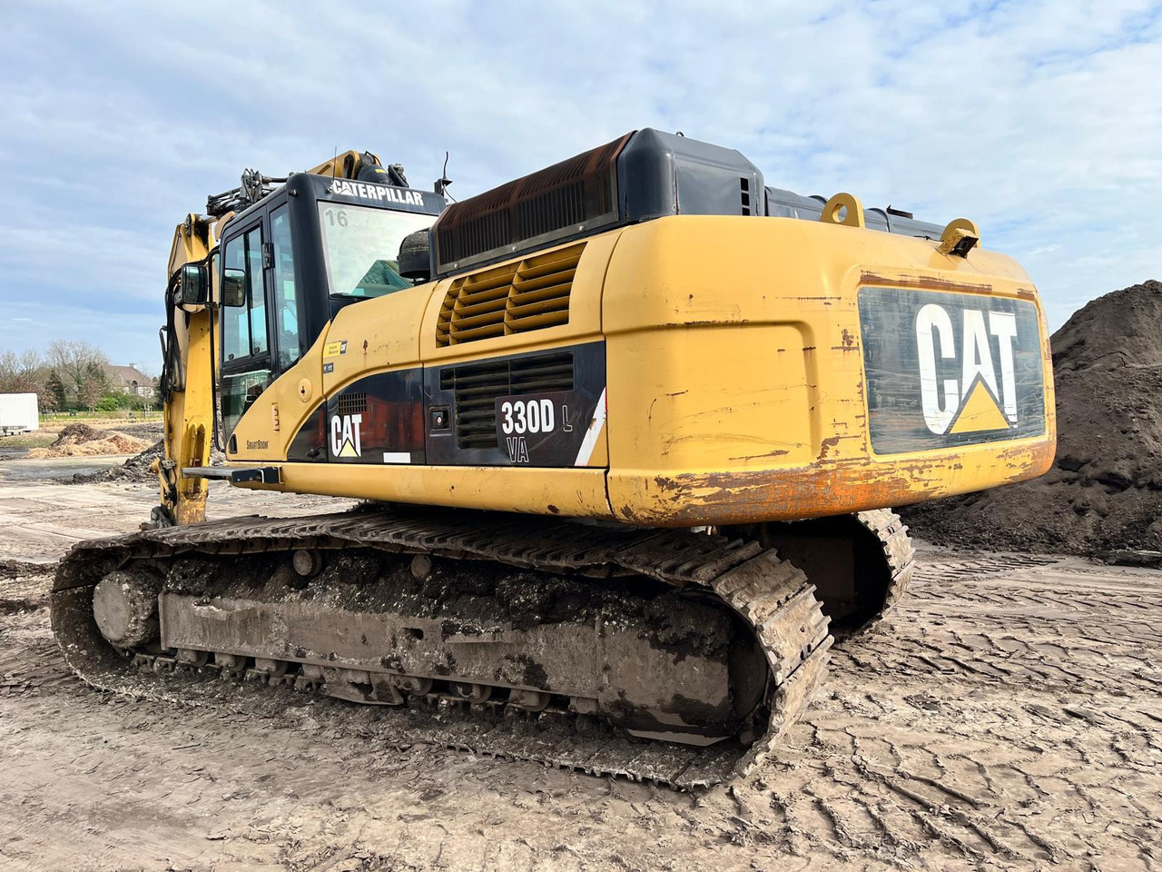 Caterpillar 330 DL - Гусеничный экскаватор: фото 2 Caterpillar 330 DL - Гусеничный экскаватор: фото 2
