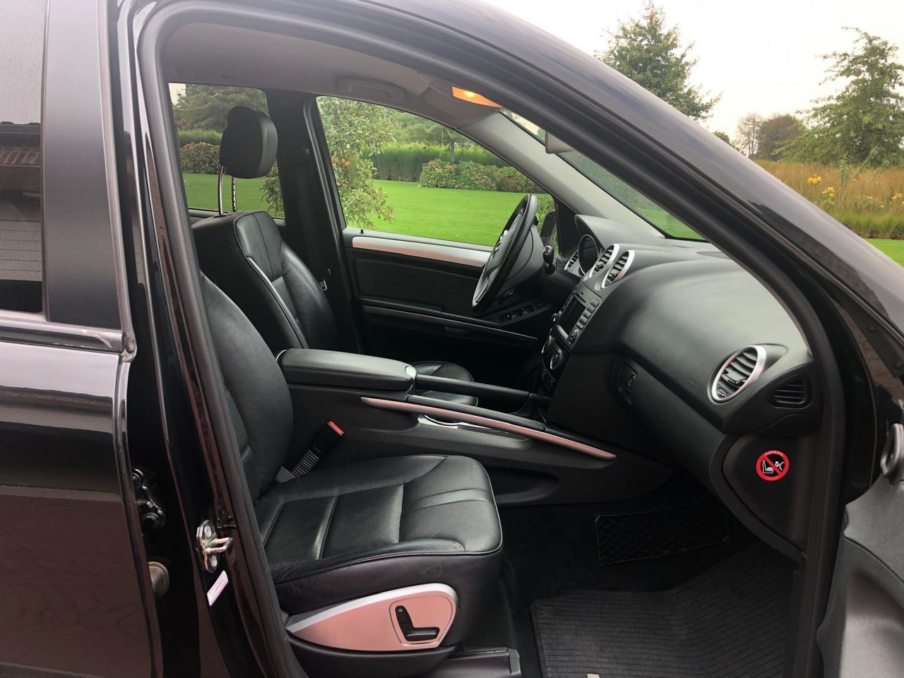 Легковой автомобиль Mercedes ML 350 CDI: фото 12