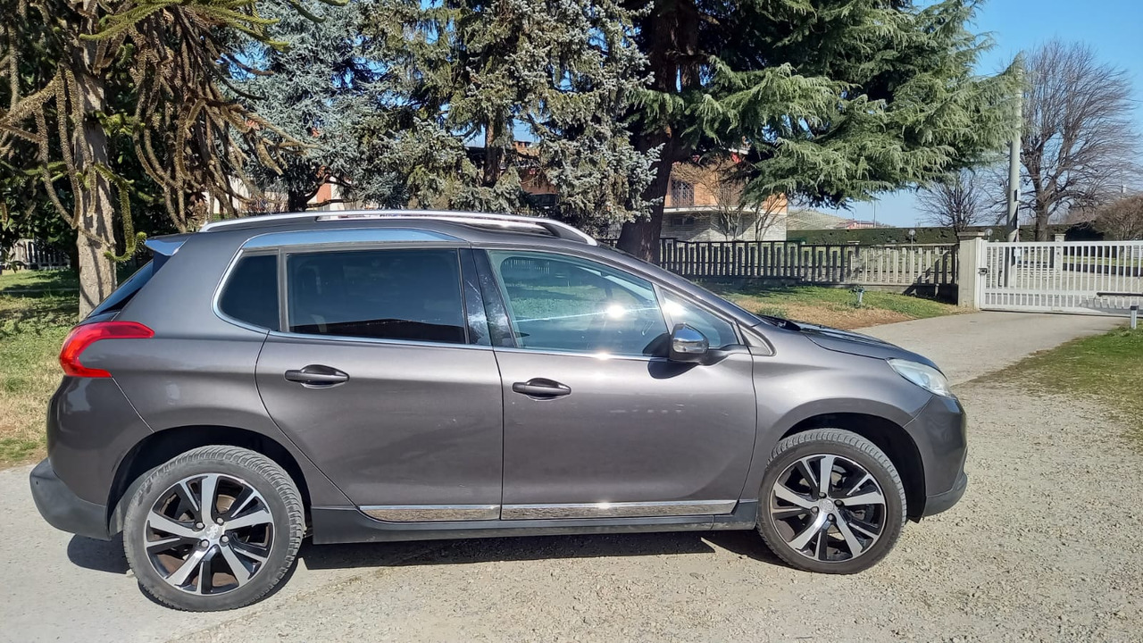 PEUGEOT 2008 - Седан: фото 3 PEUGEOT 2008 - Седан: фото 3