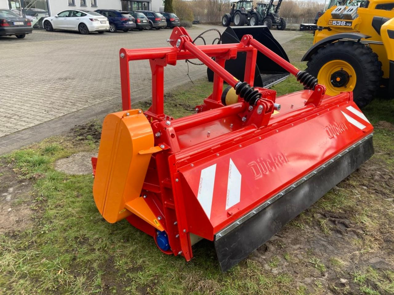 Dücker UM 27AKTION - Косилка-измельчитель: фото 3 Dücker UM 27AKTION - Косилка-измельчитель: фото 3