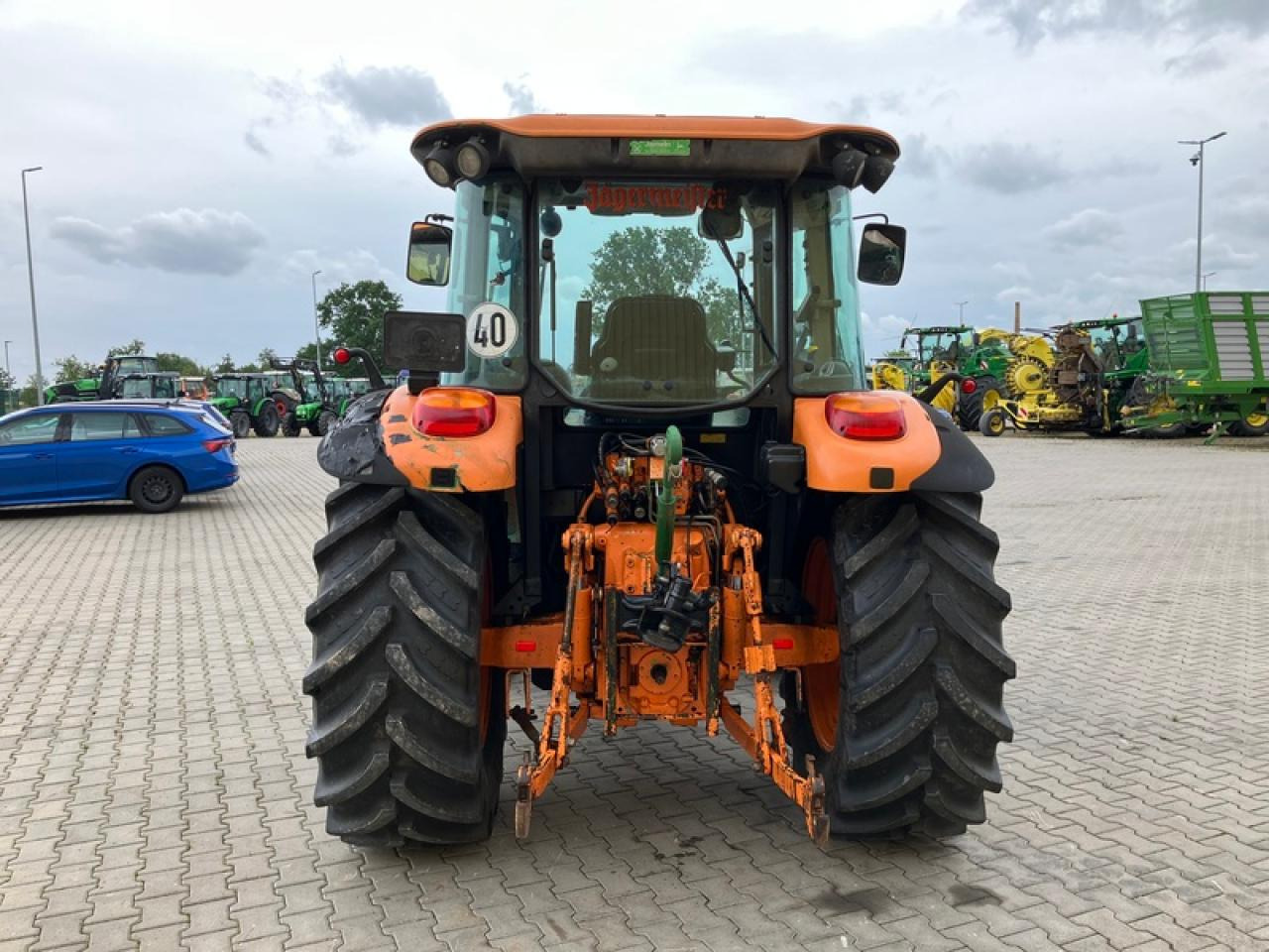 John Deere 5720 - Трактор: фото 3 John Deere 5720 - Трактор: фото 3