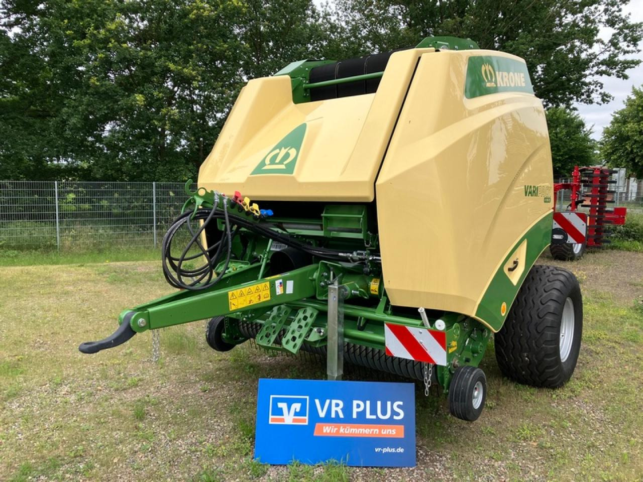 Krone VARIO PACK V 190 XC - Пресс-подборщик рулонный: фото 1 Krone VARIO PACK V 190 XC - Пресс-подборщик рулонный: фото 1