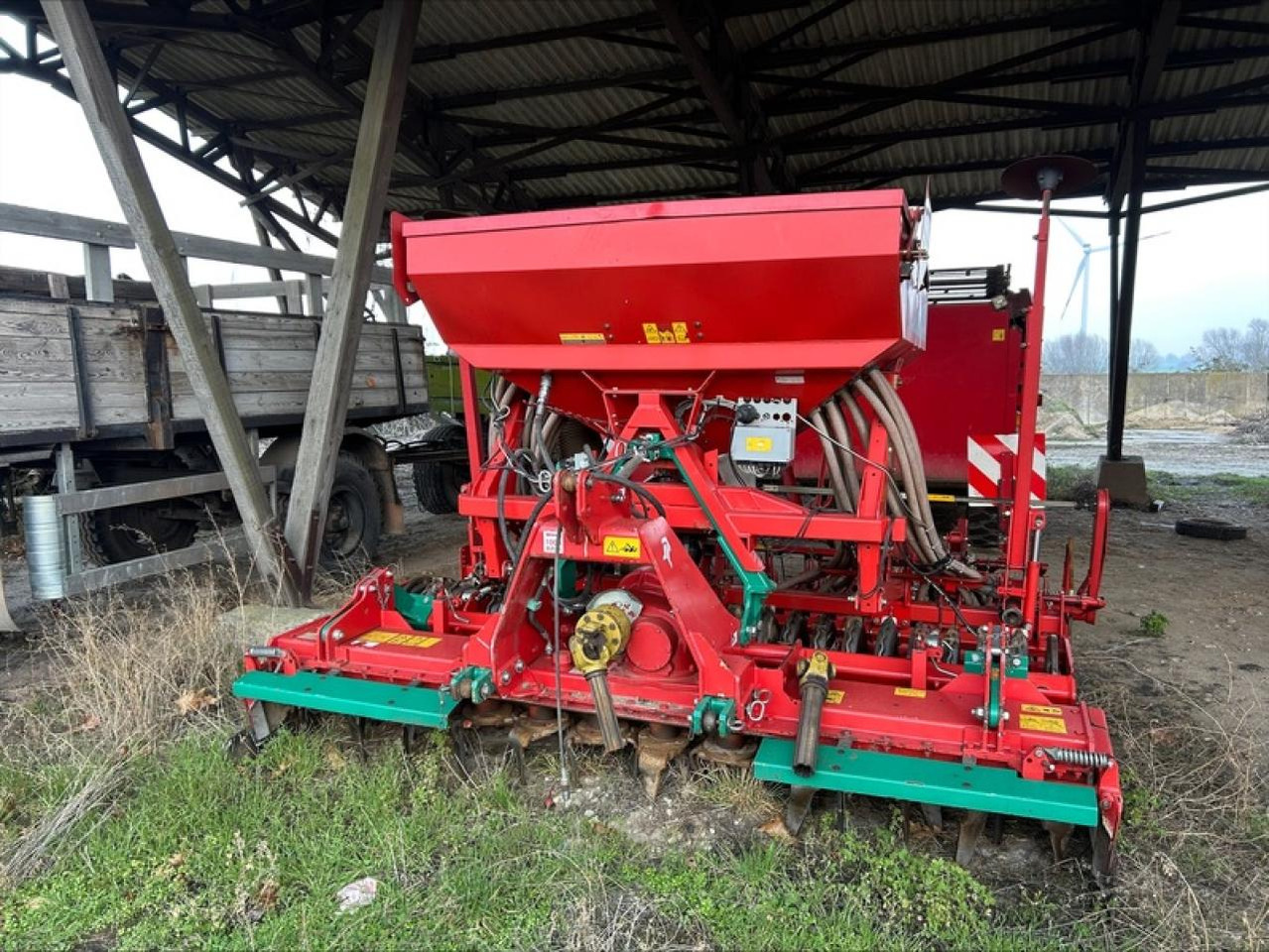Kverneland ACCORD S-DRILL // NG-H 101 - Сеялка: фото 1 Kverneland ACCORD S-DRILL // NG-H 101 - Сеялка: фото 1