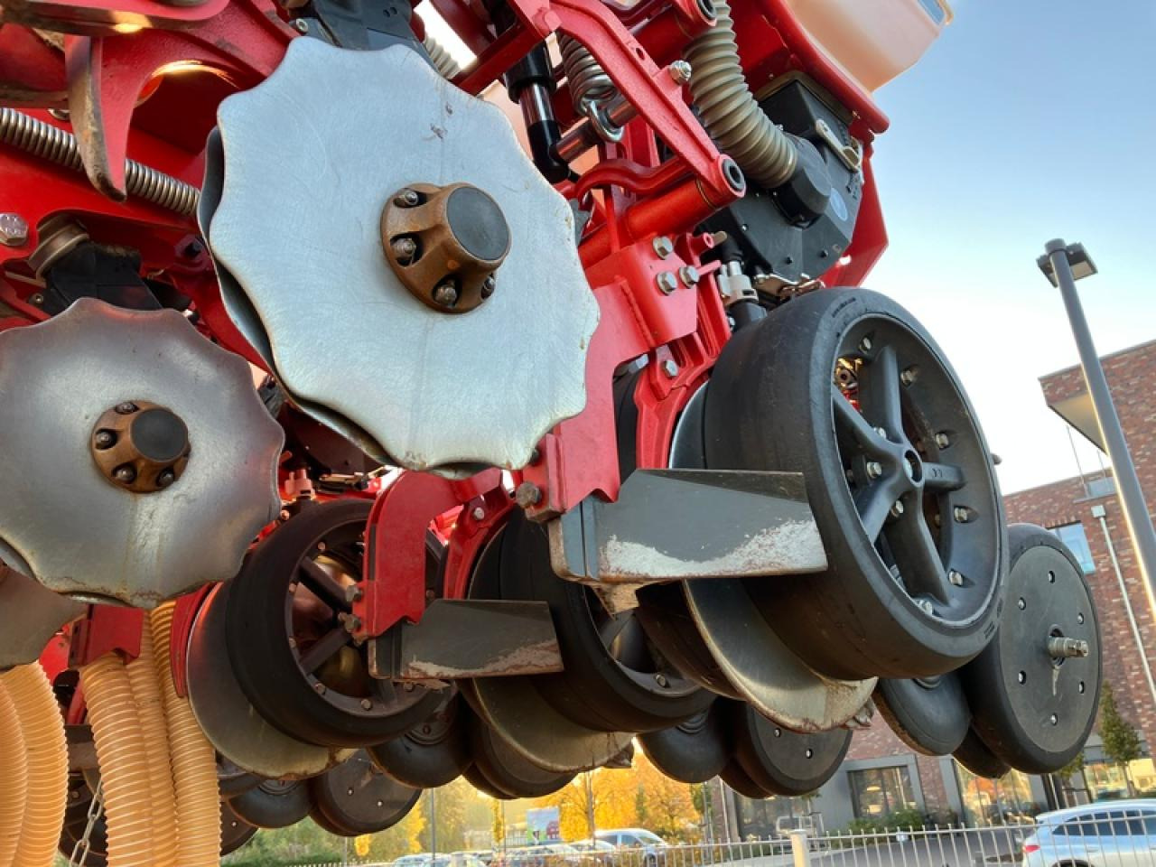 Сеялка точного высева Kverneland OPTIMA 12 SX + FRONTTANK//GEOSEED: фото 6 Сеялка точного высева Kverneland OPTIMA 12 SX + FRONTTANK//GEOSEED: фото 6