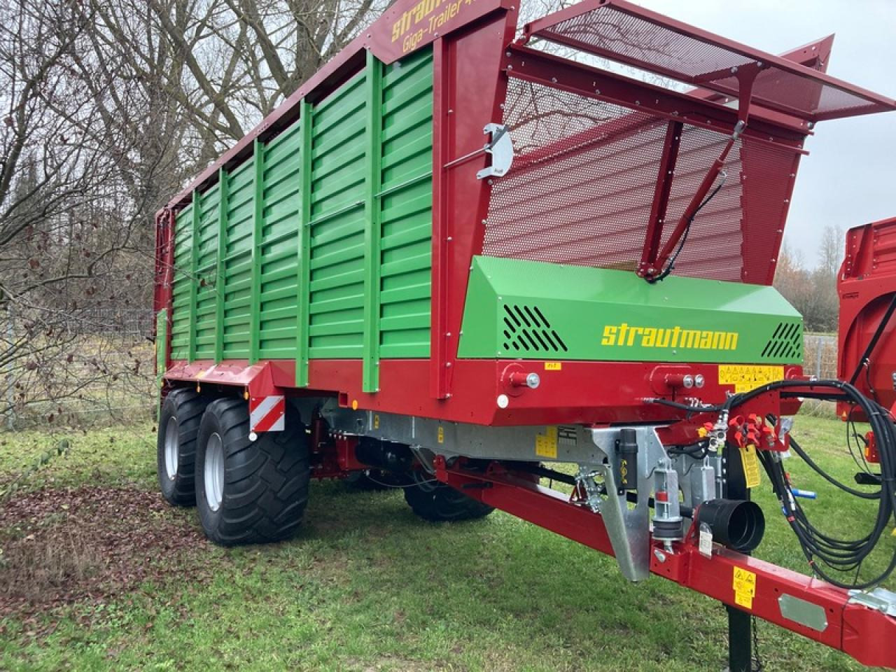 Strautmann GIGA 4602 DO - Сельскохозяйственный прицеп-самосвал: фото 2 Strautmann GIGA 4602 DO - Сельскохозяйственный прицеп-самосвал: фото 2