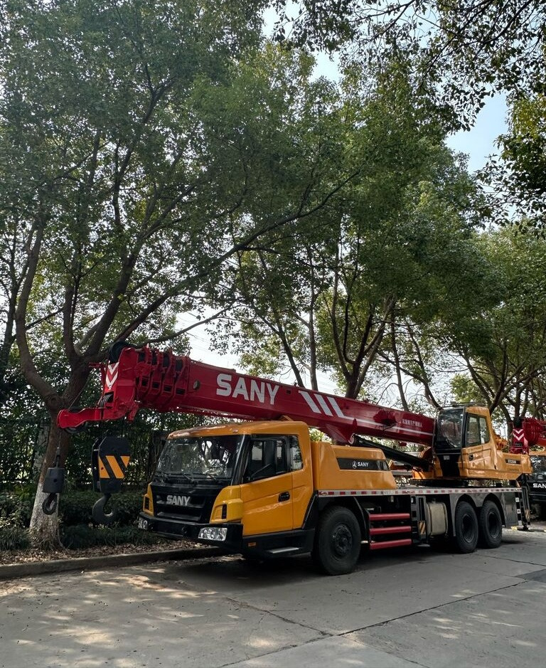 Sany  - Мобильный кран: фото 1 Sany  - Мобильный кран: фото 1