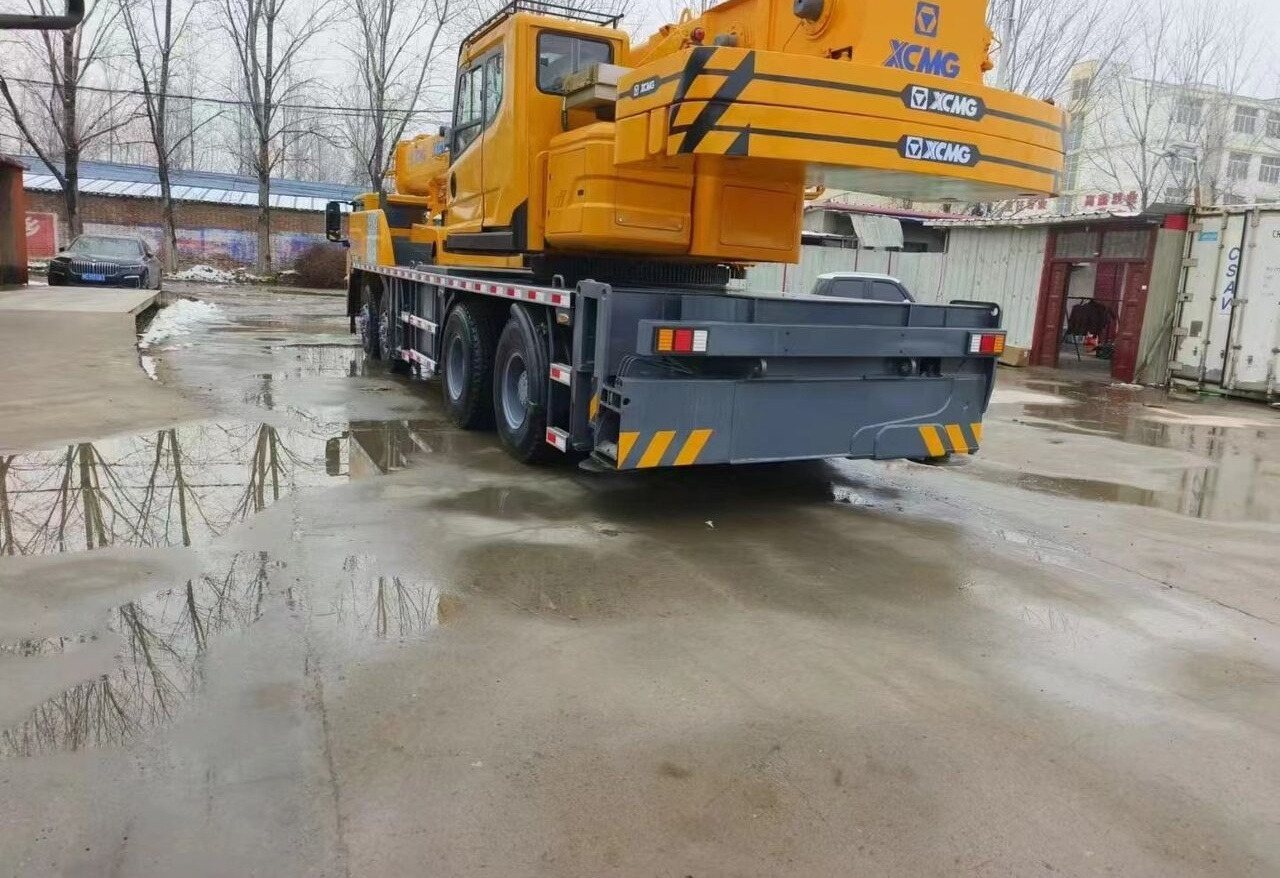 XCMG - Мобильный кран: фото 3 XCMG - Мобильный кран: фото 3