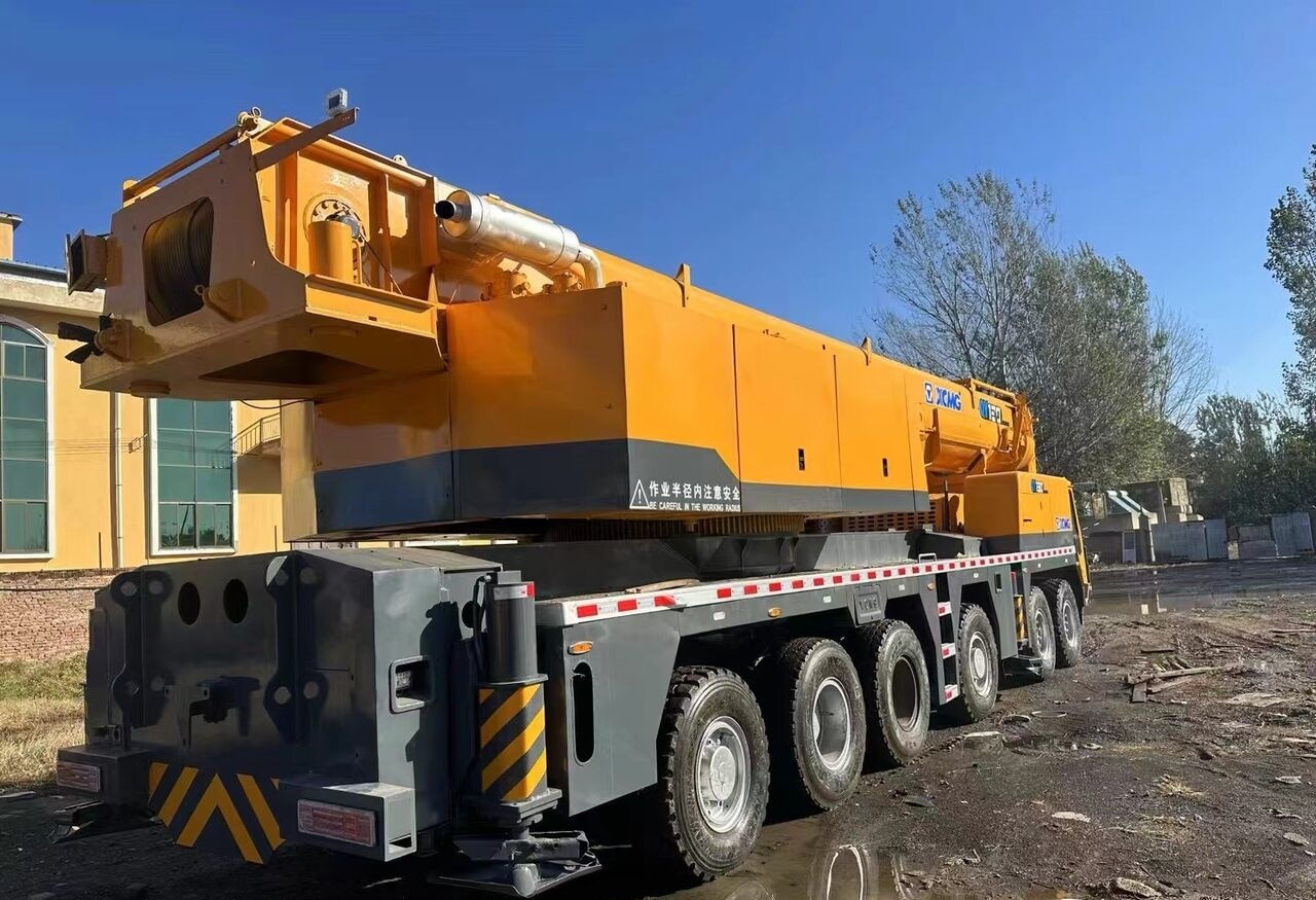 XCMG - Мобильный кран: фото 2 XCMG - Мобильный кран: фото 2