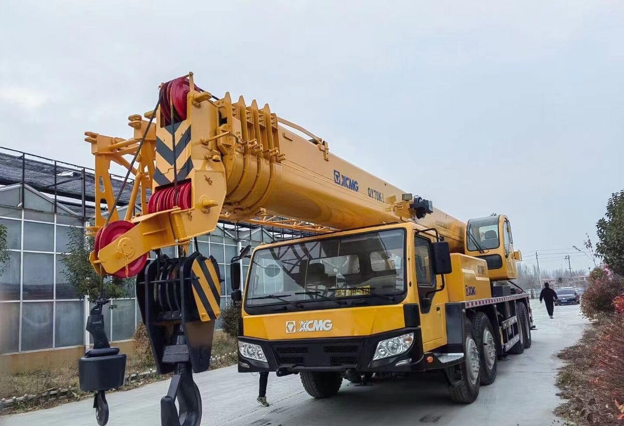 XCMG  - Мобильный кран: фото 4 XCMG  - Мобильный кран: фото 4