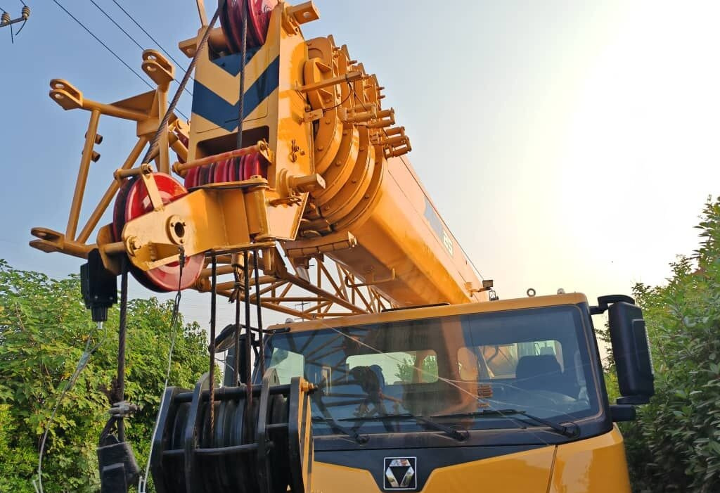 XCMG - Мобильный кран: фото 2 XCMG - Мобильный кран: фото 2