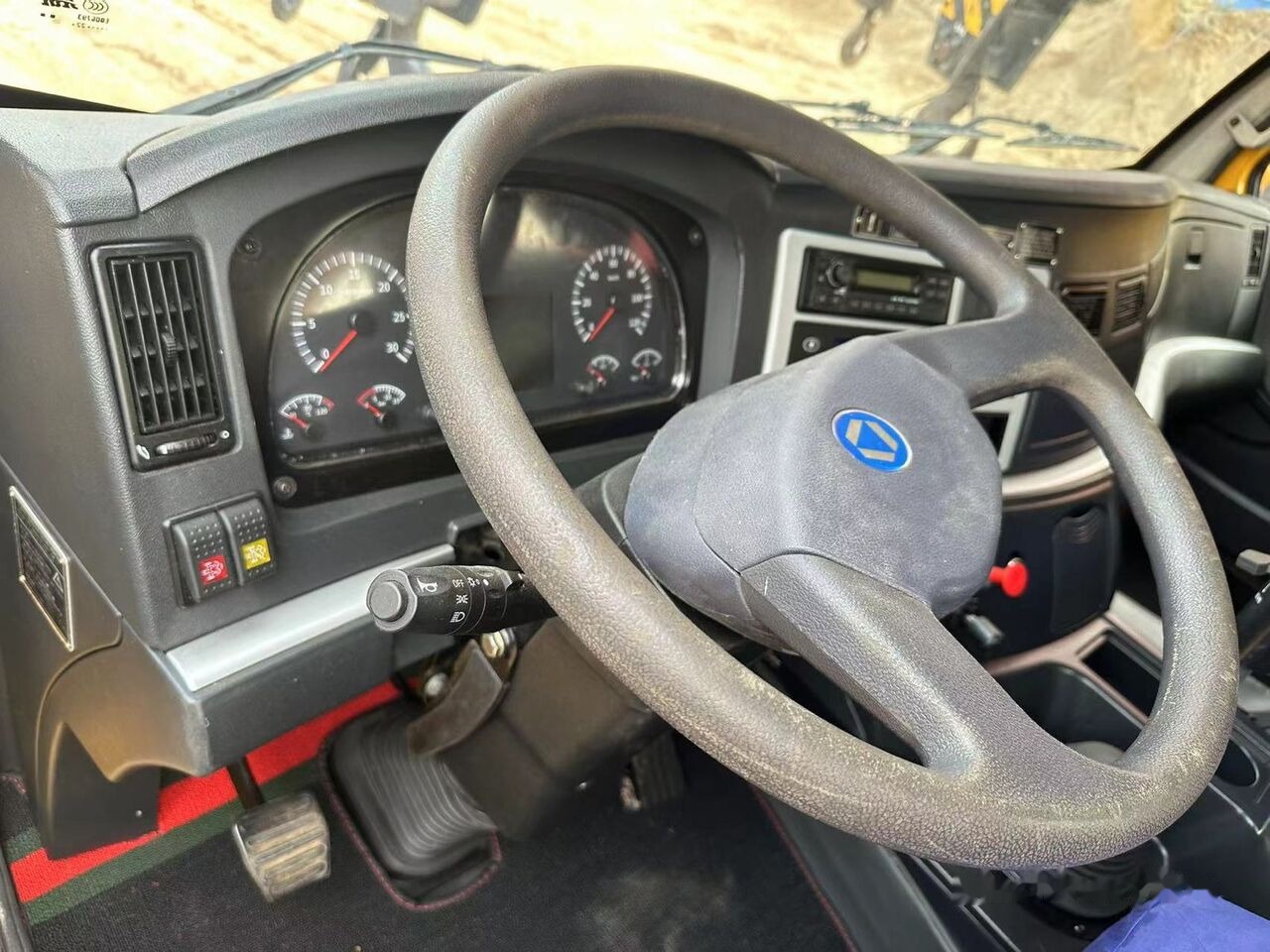 XCMG QY30KC QY30K XCT30 30T 30ton 50 60 70 80 100 - Мобильный кран: фото 3 XCMG QY30KC QY30K XCT30 30T 30ton 50 60 70 80 100 - Мобильный кран: фото 3