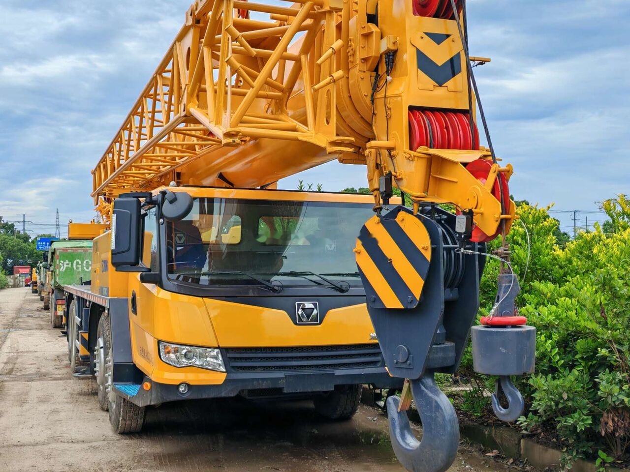 XCMG QY70KC QY50KC 50ton 70ton 80ton 90ton 100ton - Мобильный кран: фото 2 XCMG QY70KC QY50KC 50ton 70ton 80ton 90ton 100ton - Мобильный кран: фото 2