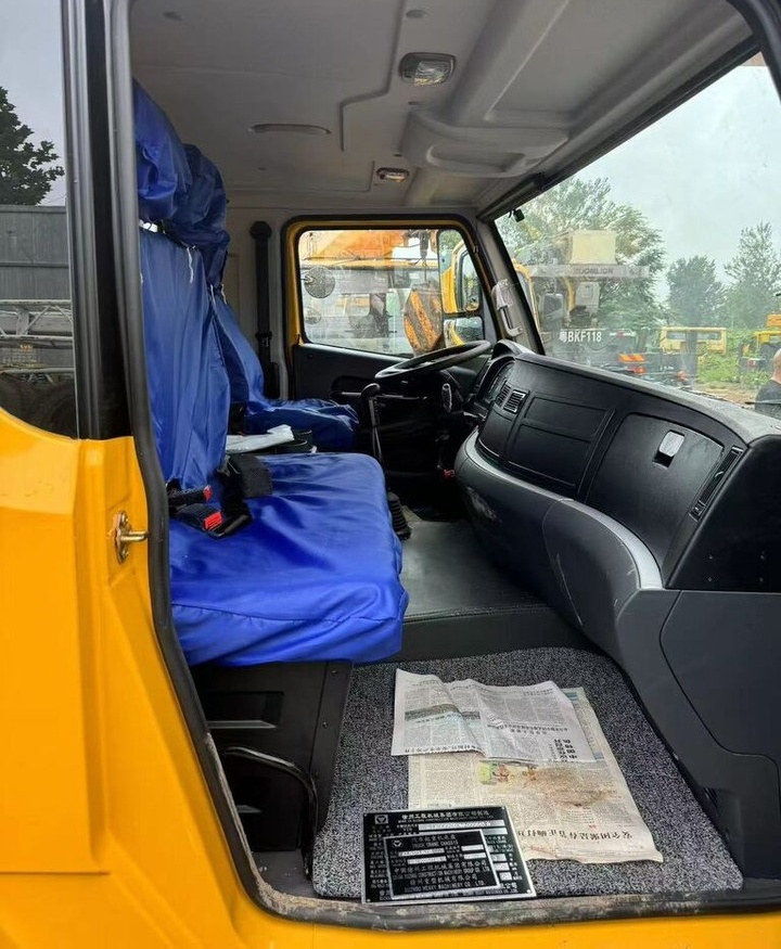 XCMG XCT35 QY35K 35T 35ton - Мобильный кран: фото 2 XCMG XCT35 QY35K 35T 35ton - Мобильный кран: фото 2