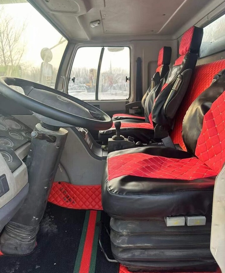 Zoomlion ZTC350 ZTC250 ZTC550 ZTC1000 35t 35ton 50t 70t - Мобильный кран: фото 5 Zoomlion ZTC350 ZTC250 ZTC550 ZTC1000 35t 35ton 50t 70t - Мобильный кран: фото 5