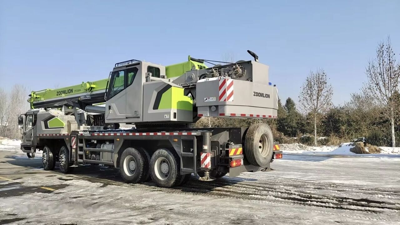 Zoomlion ZTC350 ZTC250 ZTC550 ZTC1000 35t 35ton 50t 70t - Мобильный кран: фото 4 Zoomlion ZTC350 ZTC250 ZTC550 ZTC1000 35t 35ton 50t 70t - Мобильный кран: фото 4