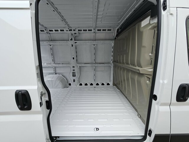 Новый Цельнометаллический фургон FIAT Ducato 35 140 L2H2 Klima Temp 260° Kamera PDC...: фото 27