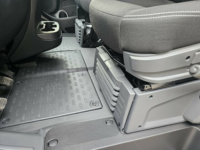 FIAT Ducato 35 140 Serie10-9.2 L2H1 Premium Kabine... - Цельнометаллический фургон: фото 4 FIAT Ducato 35 140 Serie10-9.2 L2H1 Premium Kabine... - Цельнометаллический фургон: фото 4