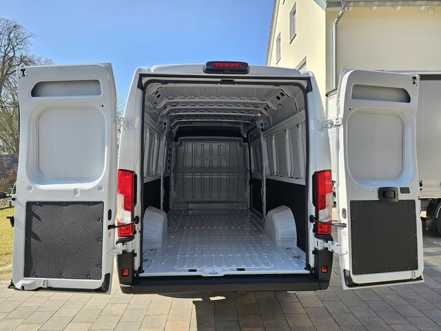 Новый Цельнометаллический фургон FIAT Ducato 35 MAXI L4H2 140 15m³ Serie10 9.2 Safety: фото 22