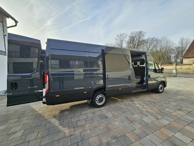 IVECO Daily 35S18HA8V DOKA Snoeks Mixto Hi-Matic 16m³ - Цельнометаллический фургон, Грузопассажирский фургон: фото 2 IVECO Daily 35S18HA8V DOKA Snoeks Mixto Hi-Matic 16m³ - Цельнометаллический фургон, Грузопассажирский фургон: фото 2