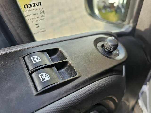 IVECO Daily 35S18HA8V DOKA Snoeks Mixto Hi-Matic 16m³ - Цельнометаллический фургон, Грузопассажирский фургон: фото 2 IVECO Daily 35S18HA8V DOKA Snoeks Mixto Hi-Matic 16m³ - Цельнометаллический фургон, Грузопассажирский фургон: фото 2