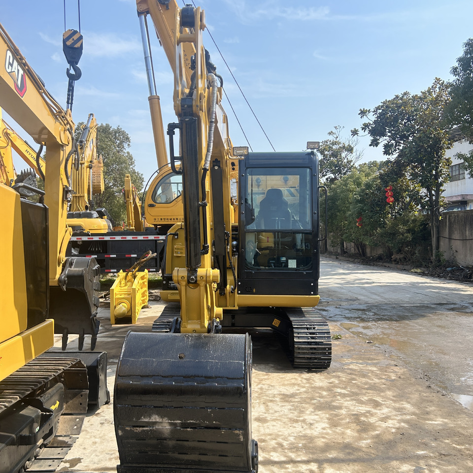 CAT 305.5E2 Excavator - Гусеничный экскаватор: фото 3 CAT 305.5E2 Excavator - Гусеничный экскаватор: фото 3