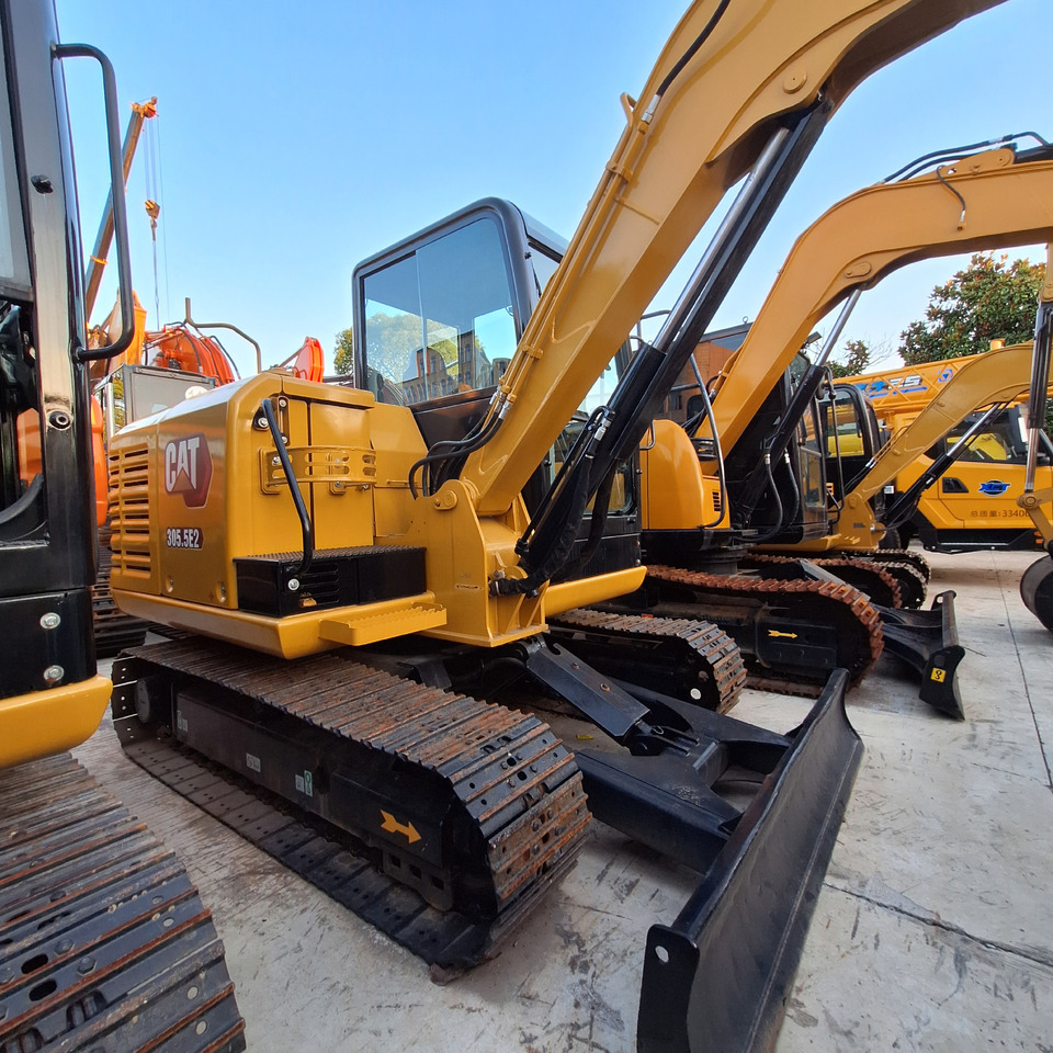 CAT 305.5E2 Excavator - Гусеничный экскаватор: фото 1 CAT 305.5E2 Excavator - Гусеничный экскаватор: фото 1
