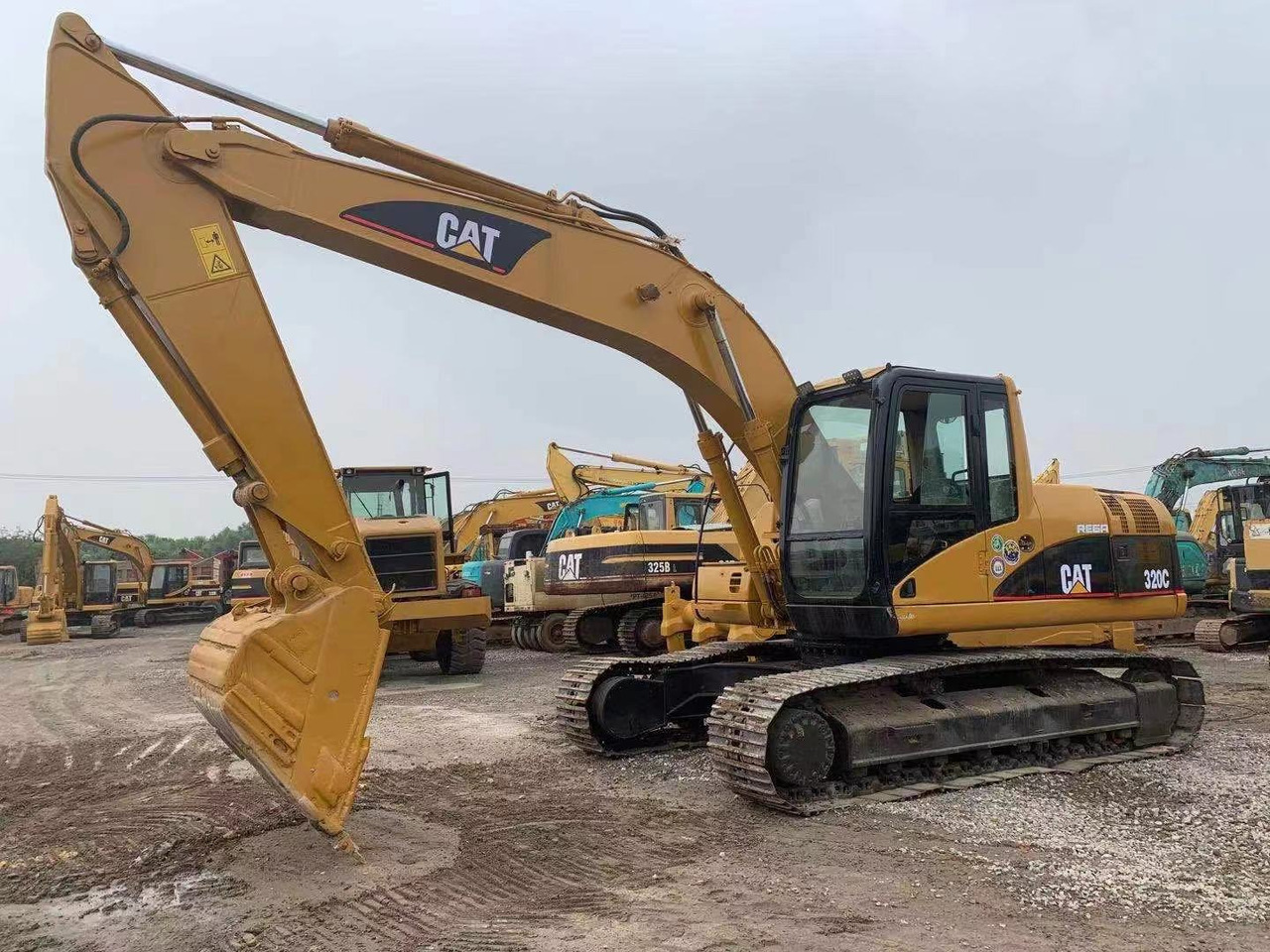 Cat 320c excavator - Гусеничный экскаватор: фото 5 Cat 320c excavator - Гусеничный экскаватор: фото 5