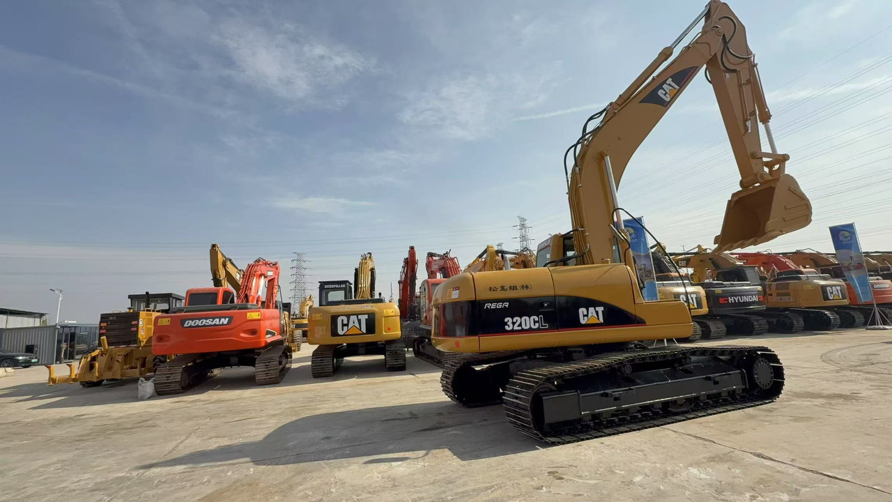 Cat 320cl excavator - Гусеничный экскаватор: фото 4 Cat 320cl excavator - Гусеничный экскаватор: фото 4